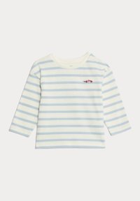 Långärmad skjorta i mjuk bomull med ljusblå och vita horisontella ränder. Liten röd bilbroderi på vänster bröst.