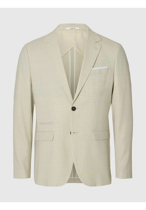 Vyriškas vienvietis smėlio spalvos švarkas su išpjautomis atlapais, dviem sagomis, kišenėmis su volelėmis ir balta kišenėle ant vienspalvio fono.