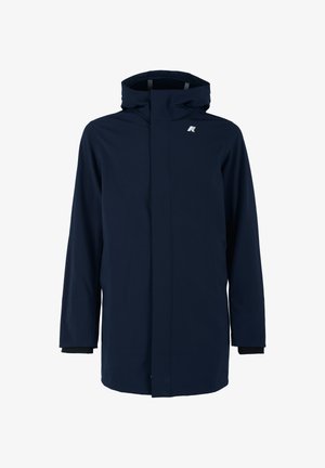 Marine waterdichte jas met capuchon, voornamelijke rits en elastische manchetten. Heeft een klein logo op de bovenste linker borst. Glad textuur.