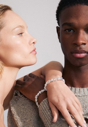 Pilgrim ACT RECYCLED BRACELET UNISEX - Pulsera - silver-coloured