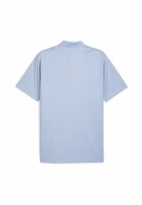 Krátky rukáv, svetlomodrá košeľa s jemným geometrickým vzorom, zobrazená zozadu na bielom pozadí.