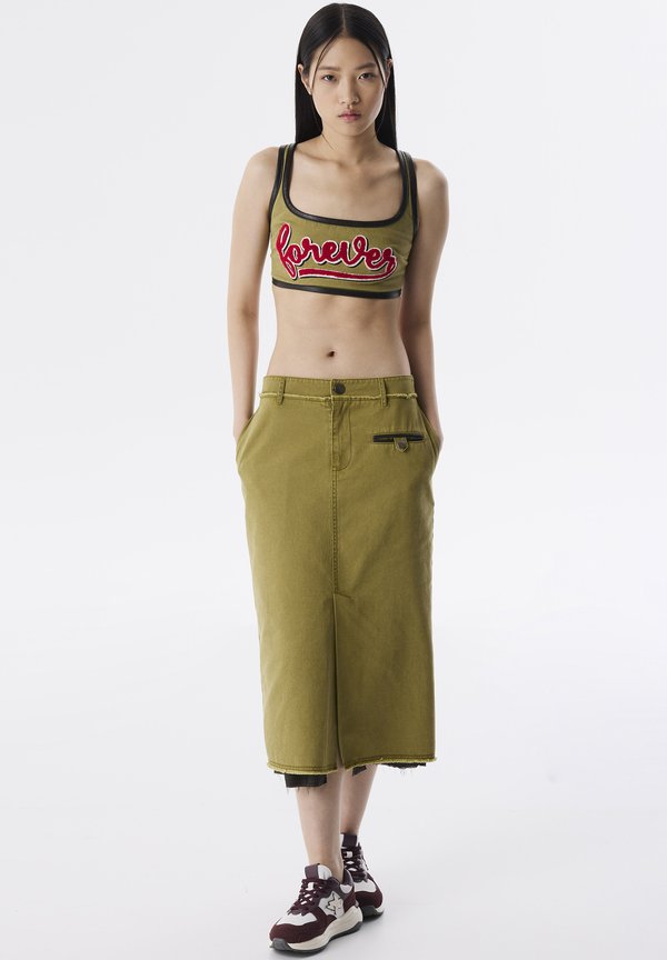 REGULAR FIT - A-Linien-Rock