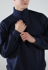 EOSELIO UNISEX ELEVATE - Sweatshirt - midnight navy