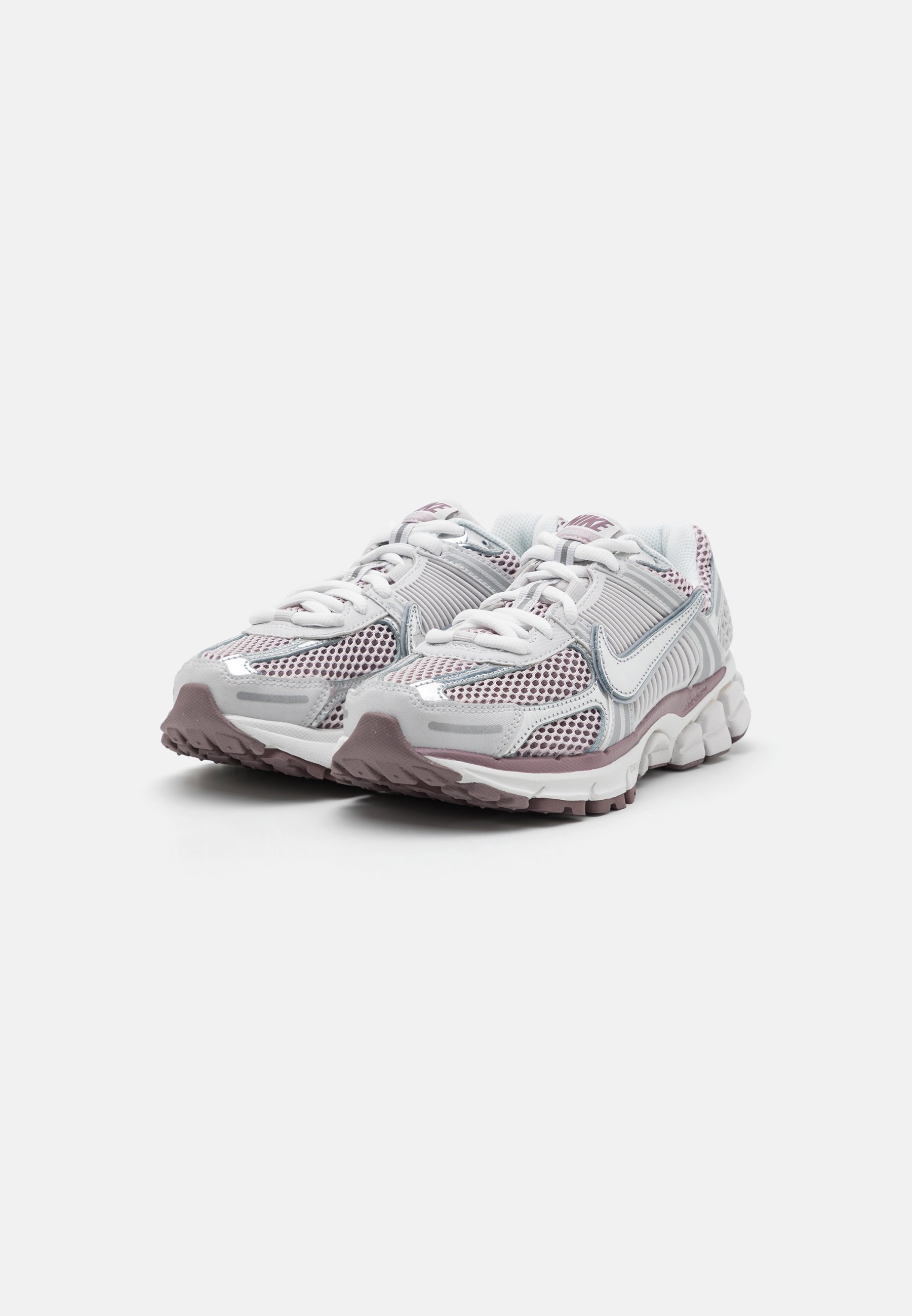 Nike Sportswear ZOOM VOMERO 5 - Sneaker low - vast grey/metallic