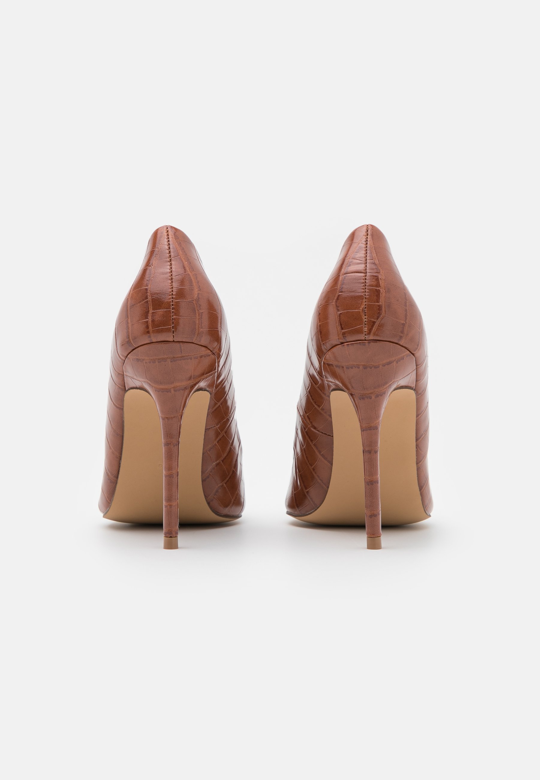 tan heels uk