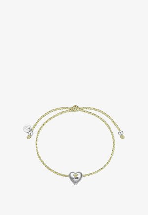 Flettet gul snorarmbånd med en sølvhjertecharms med inskriptionen "HASERL" og en lille edelsten som pynt. Justeres med glidende knuder.