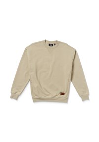 Sudadera crewneck beige con puños y dobladillo acanalados. Presenta una costura en forma de V en el cuello y un parche de marca en la parte inferior izquierda.