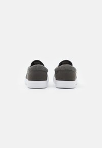 Pier One Sapatilhas - dark grey