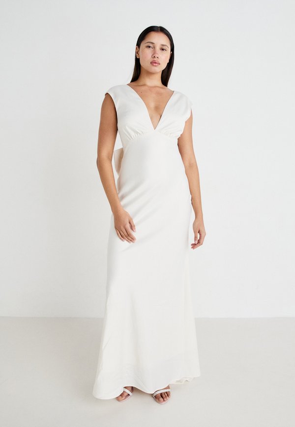 YASDOTTEA TRAIN DRESS - Occasion wear - gardenia