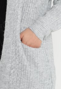 Miss Selfridge Kofta - grey