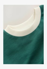 Ikke valgt, green ecru