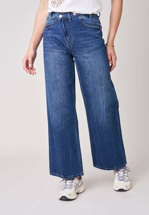 DEELUXE, DEELUXE ORIGINAL JEANS IRIS - Wide leg - med blau gebraucht
