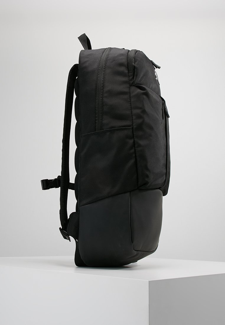 air jordan fluid backpack