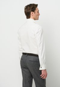 PROFUOMO Overhemd - off white