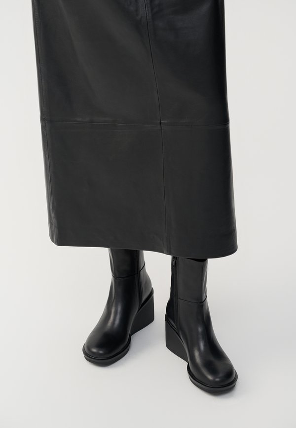 DEENA - Wedge Ankle Boots3