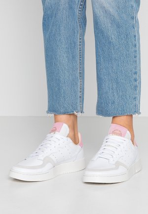 Baskets basses - white