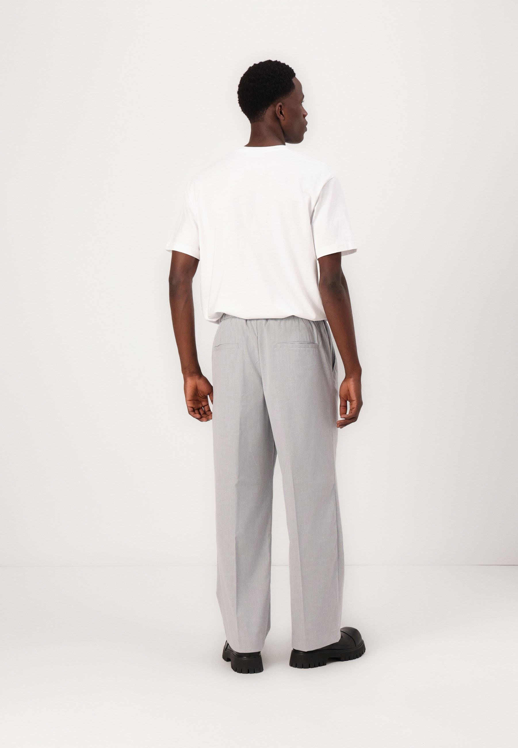 JACK & JONES Pantaloni Cargo Uomo, Grigio, Taglio Comodo, Tasche Laterali, Vita 38
