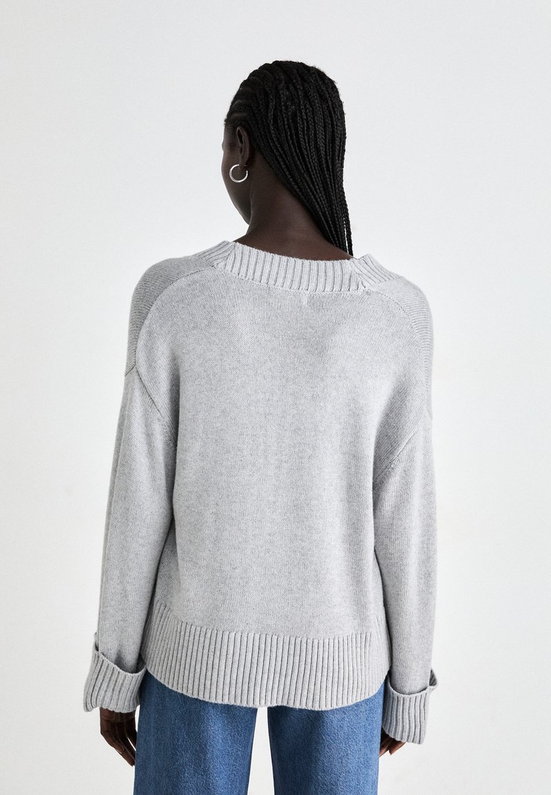 Tverda er-xotin bilan jinsiy aloqa