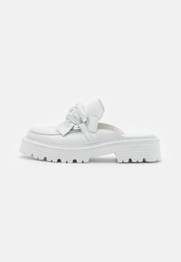 Kennel + Schmenger Mules à talons - white