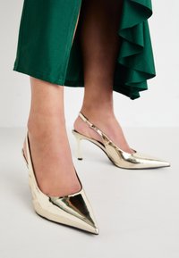 LAYLIN - Decolleté - gold mirror