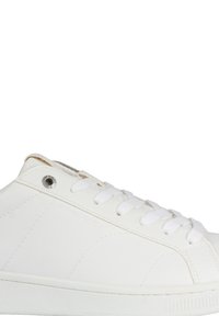 Λευκό αθλητικό παπούτσι με αδιάβροχο δέρμα, στρογγυλή μύτη, λευκές κορδόνες και μεταλλικές θηλιές. Διαθέτει υφασμάτινη αθλητική σόλα και ραμμένες λεπτομέρειες.