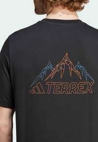 Adidas Terrex MOUNTAIN - Triko s potiskem - black