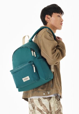 Eastpak, SAC À DOS EASTPAK DAY PAK'R SPARK BLACK UNISEX - Mochila - mono block green