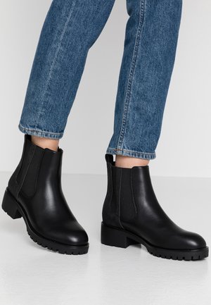 Classic ankle boots - black