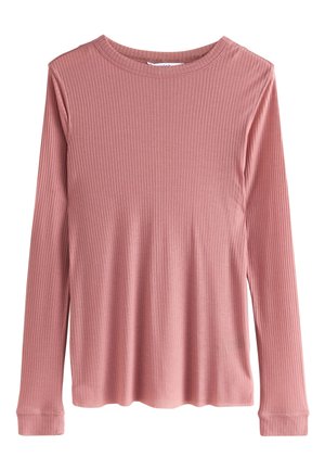 Langærmet ribstrikket top i støvet pink med rund halsudskæring og lige kant.