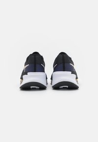 Nike Performance Sneakers basse - black