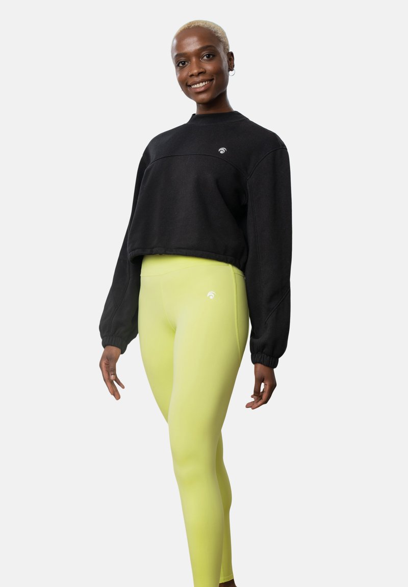 OCEANSAPART Sweater zwart