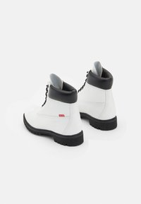 Timberland MENS 6IN PREMIUM BOOT - Talvesaapad - white