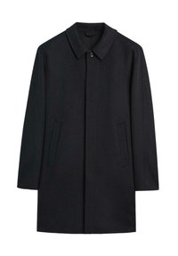 Cappotto nero a un petto con colletto, pattina nascosta e tasche laterali inclinate, esposto su uno sfondo bianco.