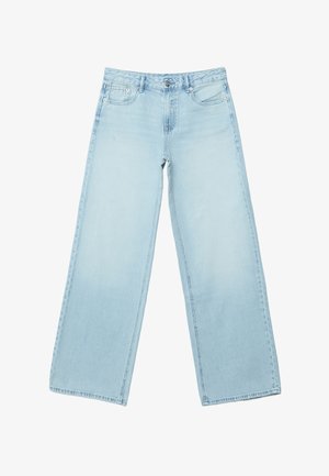 Hellblaue Jeans mit weitem Bein, vorderen Taschen, Gürtelschlaufen und Knopfverschluss.