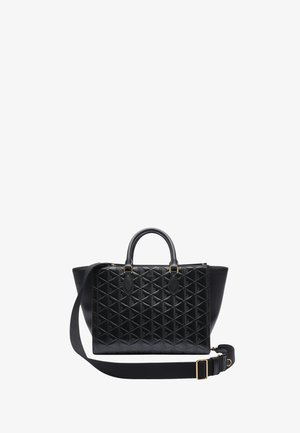 Fekete bőr kézitáska steppelt mintával, dupla felső fogantyúval és levehető pánttal. Aranyszínű fémrészletek láthatók rajta.