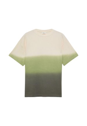 Korte mouwen gebreid t-shirt met een kleurverloop van crème aan de bovenkant naar lichtgroen en donkergroen aan de onderkant.