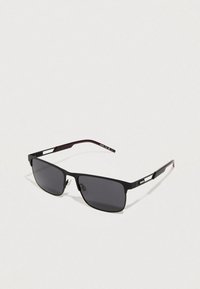 Saulesbrilles - black