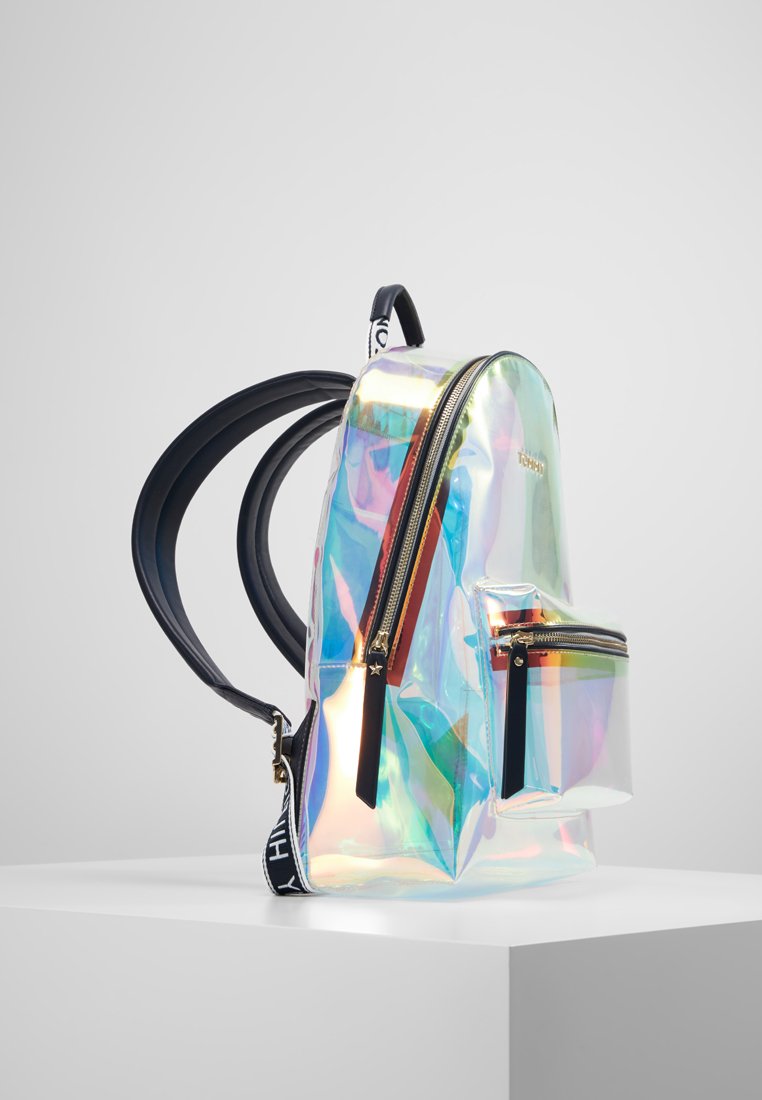 iconic tommy backpack irri