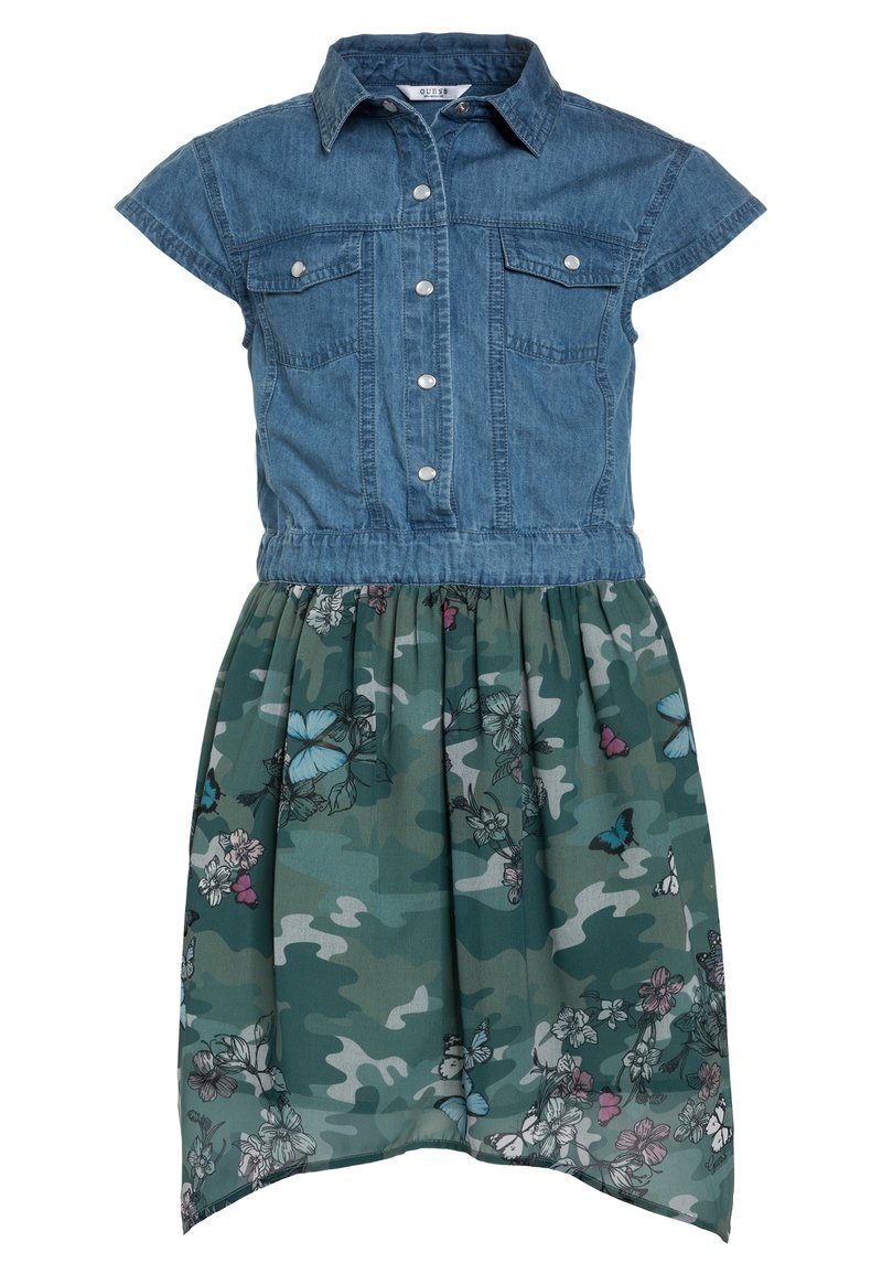 Sukienka dżinsowa z krótkimi rękawkami typu „cap”, zatrzaskami i dwoma kieszeniami na piersi; spódnica w zielonych tonach w kwiatowy i kamuflażowy wzór.