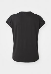 Sort kortærmet T-shirt med rund hals. Fremstillet af glat, let stof. Har en afslappet pasform og en buet kant.