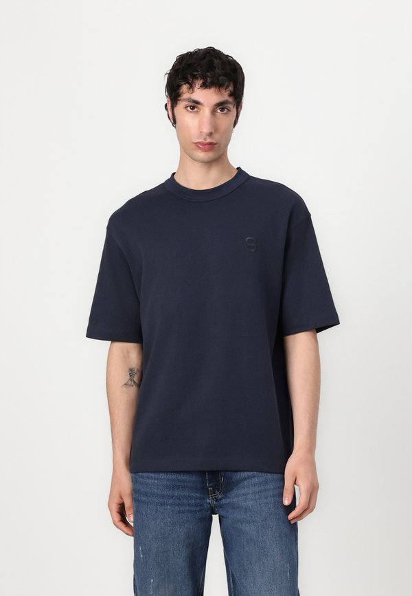 SLHRELAXCHESTER SS BINDING O NECK  - Basic T-shirt - outer space