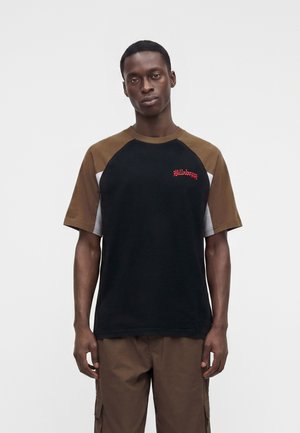Billabong, IMMORTAL SYSTEM UNISEX - Μπλουζάκι με στάμπα - black