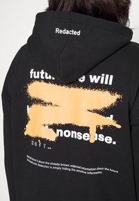 Only & Sons ONSOSIRIS LIFE REDACT HOODIE - Camisola - black
