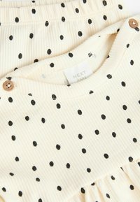 Next PEPLUM 2 PIECE SET REGULAR FIT - Šortky - white spot