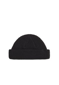 Berretto lavorato a maglia nero con risvolto a coste, caratterizzato da una superficie liscia e una parte superiore strutturata con accenti di design triangolari.