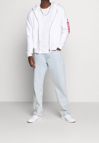 Alpha Industries Felpa con zip - white