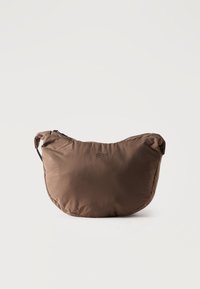 Unselected, chocolate