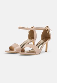 Páskové sandály  - beige