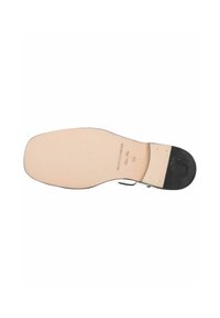 Thumbnail Image 5