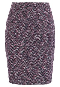 Jupe crayon en maille arborant un motif en zigzag dans des teintes de rose, noir et blanc. Coupe ajustée avec une surface texturée.